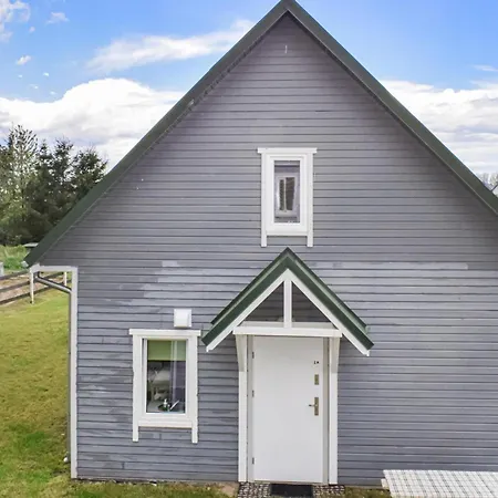 Vakantiehuis 2 Bedroom Pet Friendly In Rewal