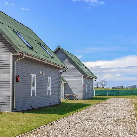 2 Bedroom Pet Friendly In