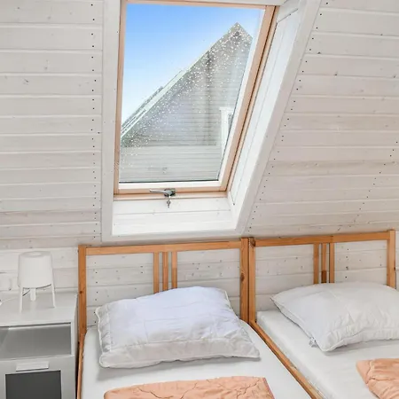 2 Bedroom Pet Friendly In Nyaraló
