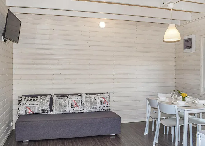 2 Bedroom Pet Friendly In * רבאל