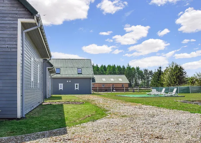 2 Bedroom Pet Friendly In בית נופש רבאל