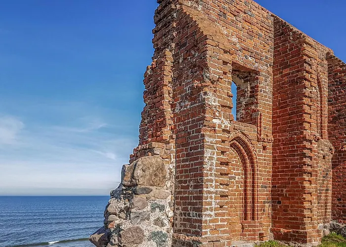 2 Bedroom Pet Friendly In *