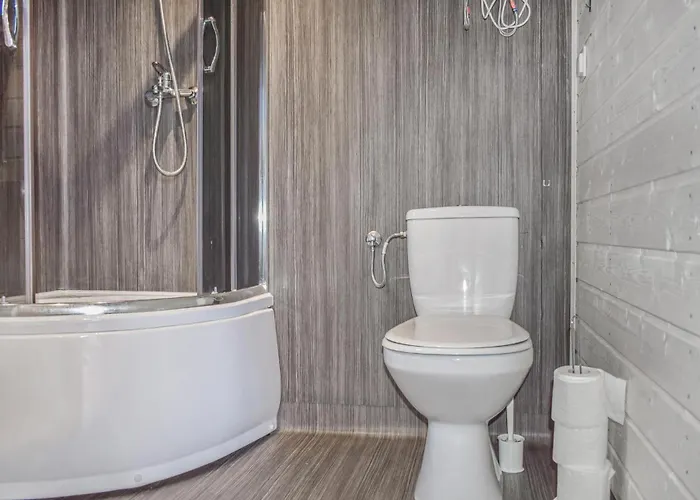 בית נופש 2 Bedroom Pet Friendly In